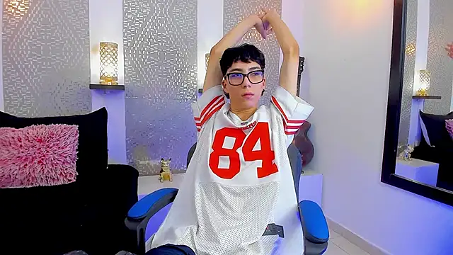 Snapshot of Nikolay_Gregori chatting on 28, 1, 2025 Nikolay Gregori online show from 28, 1, 2025