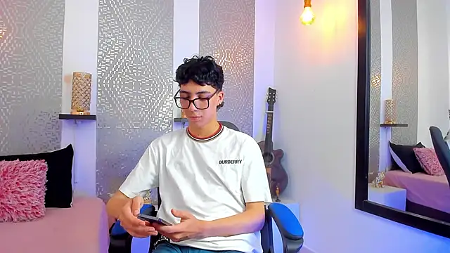 Snapshot of Nikolay_Gregori chatting on 2, 2, 2025 Nikolay Gregori online show from 2, 2, 2025