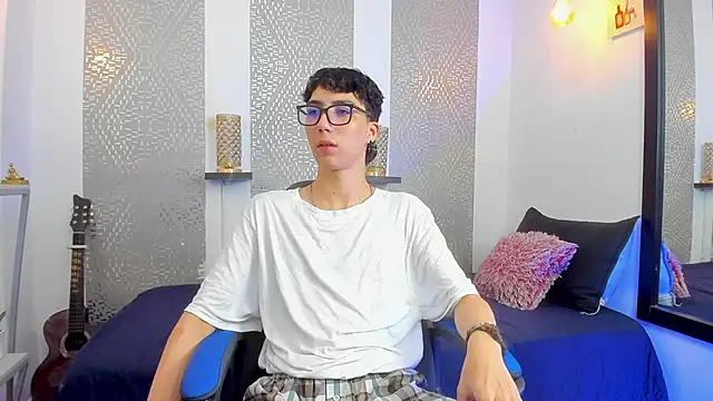 Snapshot of Nikolay_Gregori chatting on 9, 2, 2025 Nikolay Gregori online show from 9, 2, 2025