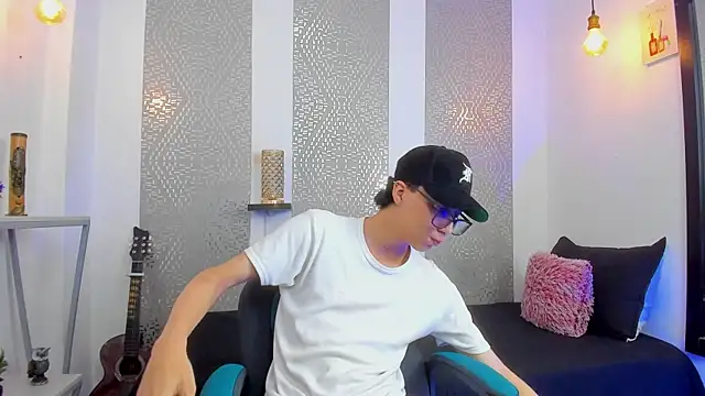Snapshot of Nikolay_Gregori chatting on 13, 2, 2025 Nikolay Gregori online show from 13, 2, 2025