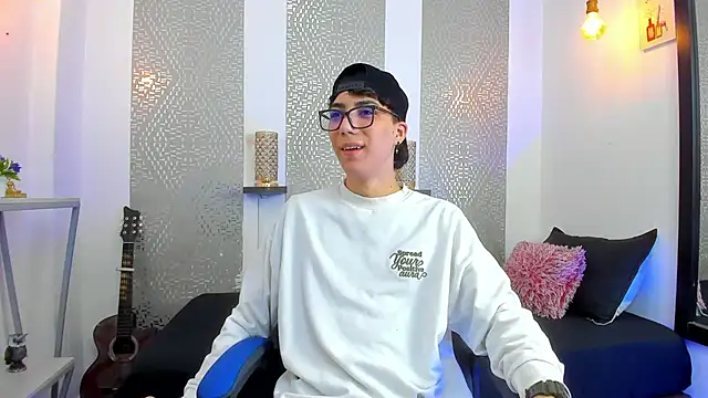 Snapshot of Nikolay_Gregori chatting on 20, 2, 2025 Nikolay Gregori online show from 20, 2, 2025