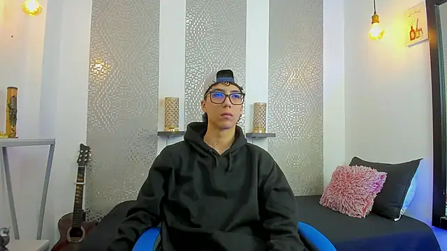 Snapshot of Nikolay_Gregori chatting on 27, 2, 2025 Nikolay Gregori online show from 27, 2, 2025