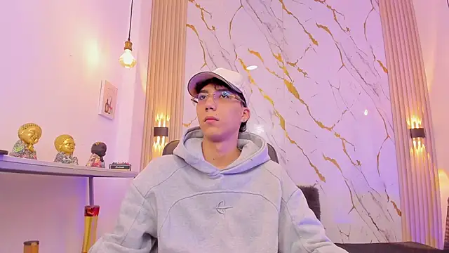 Nikolay Gregori online show from 4, 4, 2026