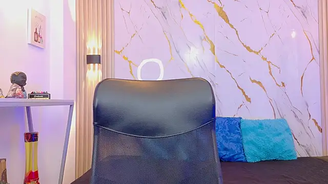 Snapshot of Nikolay_Gregori chatting on 5, 6, 2026 Nikolay Gregori online show from 5, 6, 2026