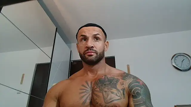Magnificmuscles89 online show from 1, 6, 2026