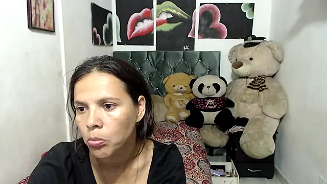 Snapshot of manzanahot9 chatting on 11, 3, 2025 manzanahot9 online show from 11, 3, 2025