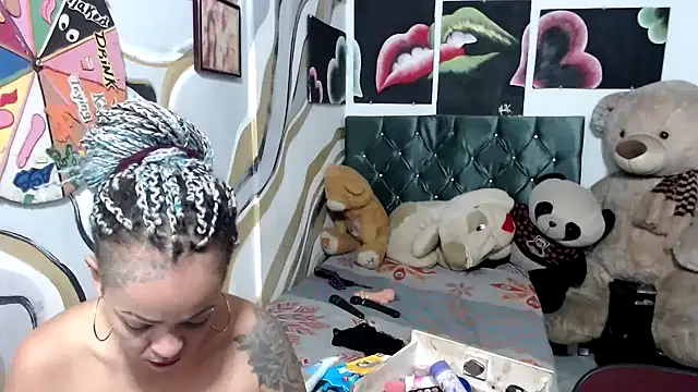 Snapshot of manzanahot9 chatting on 27, 10, 2025 manzanahot9 online show from 27, 10, 2025