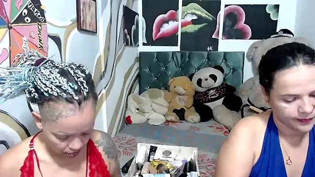 Snapshot of manzanahot9 chatting on 7, 11, 2025 manzanahot9 online show from 7, 11, 2025