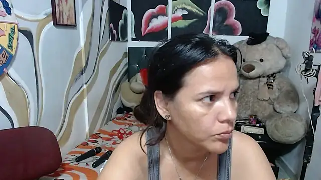 Snapshot of manzanahot9 chatting on 27, 2, 2026 manzanahot9 online show from 27, 2, 2026