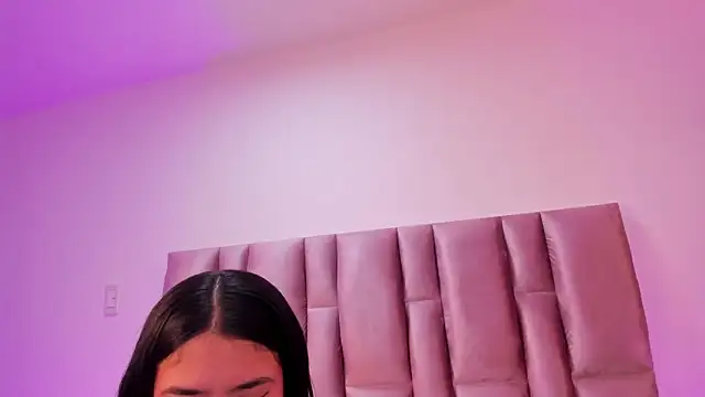 NikyBrookss online show from 18, 3, 2026