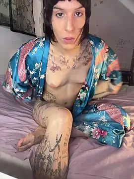 giuli zerozero online show from 21, 4, 2026