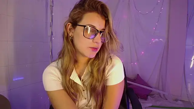 Giia paiige18 online show from 21, 2, 2026