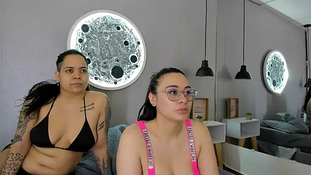 Snapshot of naughtylesbians__ chatting on 22, 12, 2024 naughtylesbians online show from 22, 12, 2024
