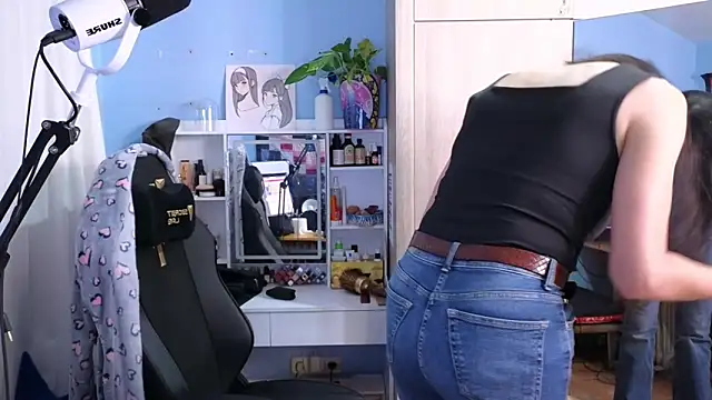 MemiKouki online show from 21, 1, 2025