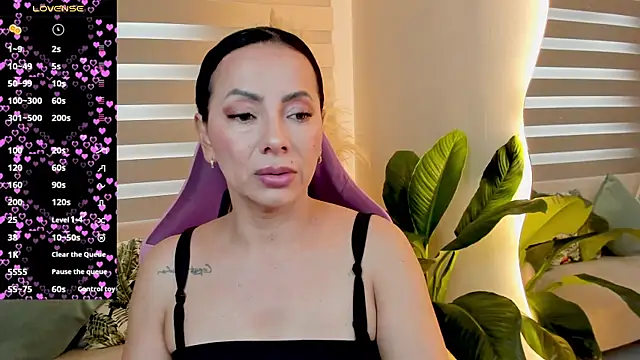 Snapshot of veronika_naughty chatting on 18, 2, 2026 veronika naughty online show from 18, 2, 2026