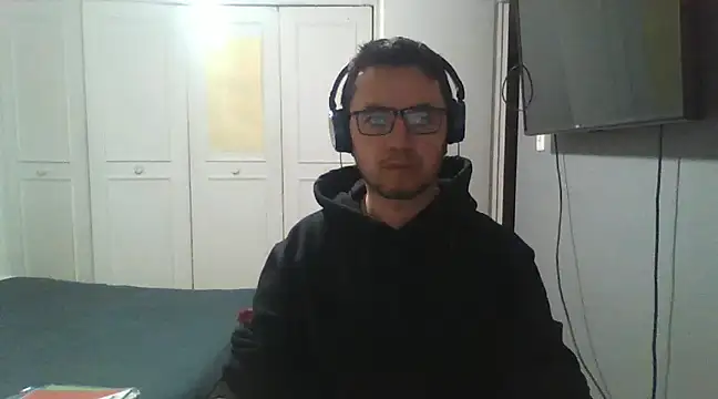 Snapshot of Diptongo chatting on 24, 12, 2024 Diptongo online show from 24, 12, 2024