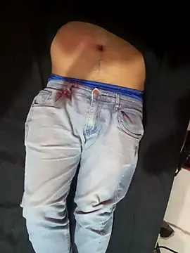 Snapshot of YoSoyLittleBoy chatting on 6, 10, 2025 YoSoyLittleBoy online show from 6, 10, 2025