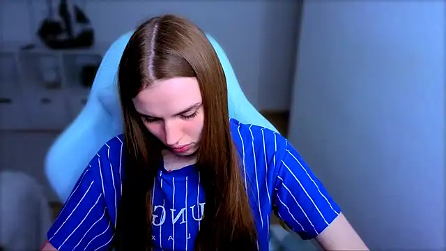 StellaLawless online show from 28, 10, 2025