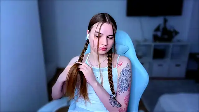 StellaLawless online show from 16, 12, 2025