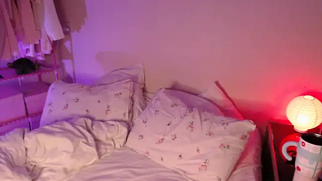 KatieMelone online show from 29, 5, 2026