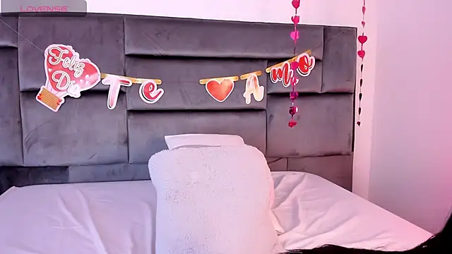 MarilynSmIith online show from 26, 2, 2025