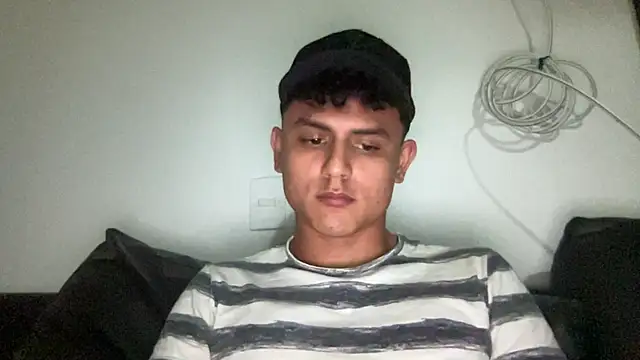 Snapshot of bob_petterson chatting on 8, 2, 2025 bob petterson online show from 8, 2, 2025