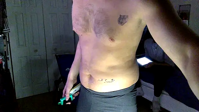 Snapshot of TheOnlyTwinTowers chatting on 3, 3, 2025 TheOnlyTwinTowers online show from 3, 3, 2025