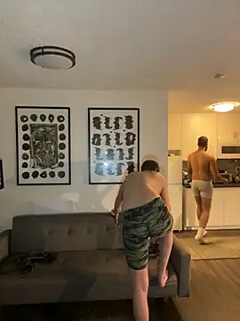 Snapshot of TheOnlyTwinTowers chatting on 25, 2, 2026 TheOnlyTwinTowers online show from 25, 2, 2026