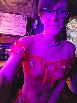 nephilaaranea online show from 4, 4, 2026