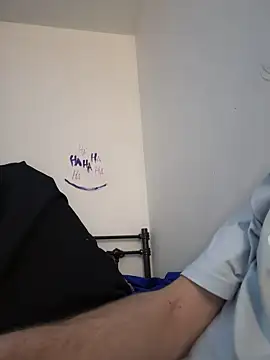 Snapshot of pervy_devil chatting on 18, 12, 2024 pervy devil online show from 18, 12, 2024