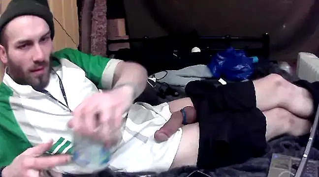 Snapshot of pervy_devil chatting on 2, 3, 2025 pervy devil online show from 2, 3, 2025