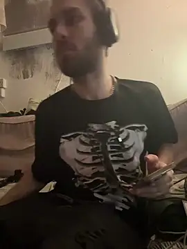 pervy devil online show from 16, 12, 2025