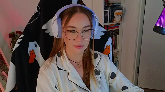 Emili1- online show from 15, 3, 2025