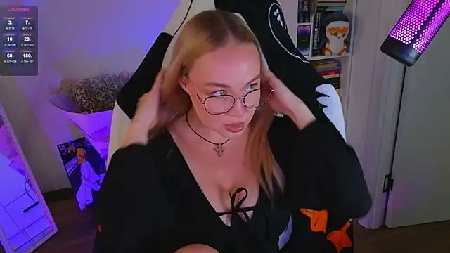 Emili1- online show from 9, 9, 2025