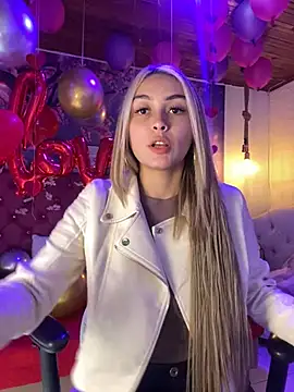 Snapshot of emma_oxford chatting on 14, 2, 2025 emma oxford online show from 14, 2, 2025