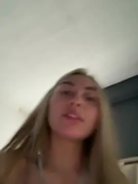 Snapshot of emma_oxford chatting on 18, 2, 2026 emma oxford online show from 18, 2, 2026