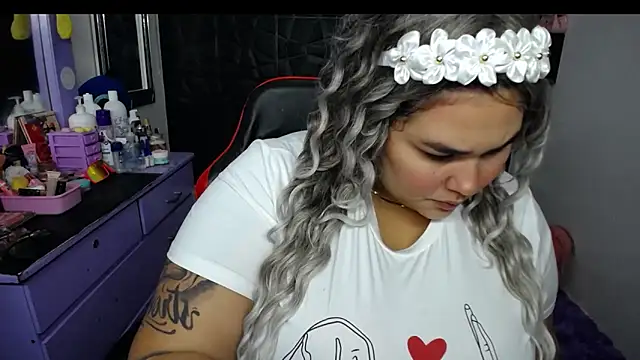 Fernanda Big Boobs online show from 12, 1, 2025