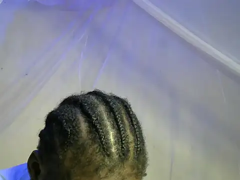 Snapshot of freaky_belle chatting on 4, 3, 2025 freaky belle online show from 4, 3, 2025