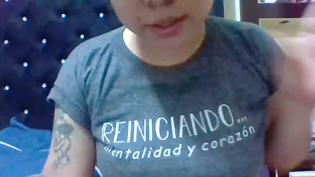 Snapshot of Jennxdolls chatting on 13, 12, 2024 Jennxdolls online show from 13, 12, 2024