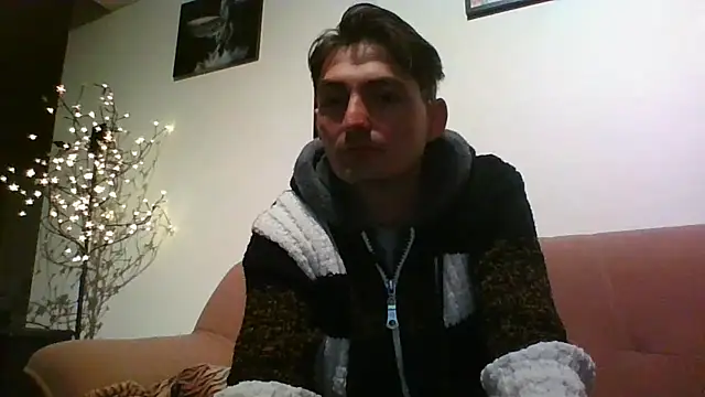 Wesleymodel online show from 28, 3, 2026