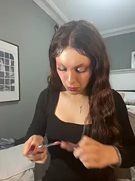 Snapshot of cadenfoxx111 chatting on 24, 5, 2026 cadenfoxx111 online show from 24, 5, 2026