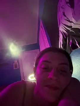 Snapshot of emilysue1 chatting on 18, 3, 2025 emilysue1 online show from 18, 3, 2025