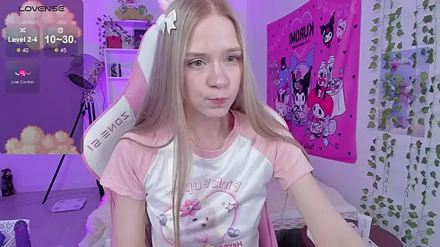 Snapshot of Milia_Parker chatting on 18, 2, 2025 Milia Parker online show from 18, 2, 2025