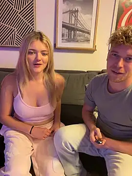 Snapshot of NickyGold_Official chatting on 25, 2, 2026 NickyGold Official online show from 25, 2, 2026