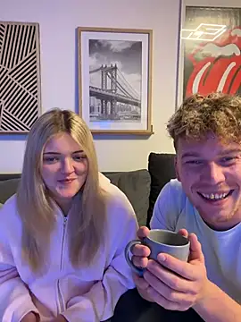 Snapshot of NickyGold_Official chatting on 27, 2, 2026 NickyGold Official online show from 27, 2, 2026