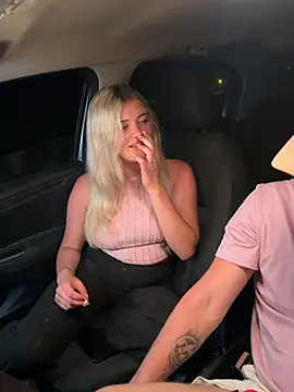 Snapshot of NickyGold_Official chatting on 14, 3, 2026 NickyGold Official online show from 14, 3, 2026