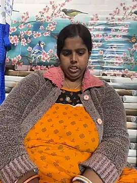 Beauty-queen online show from 19, 2, 2025