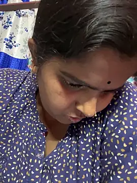 Beauty-queen online show from 4, 3, 2025