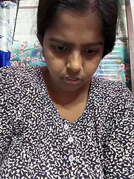 Beauty-queen online show from 5, 3, 2025