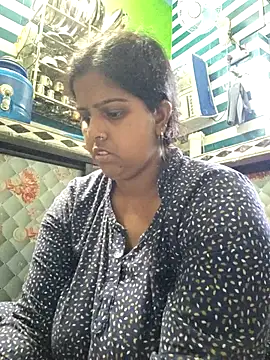 Beauty-queen online show from 10, 3, 2025